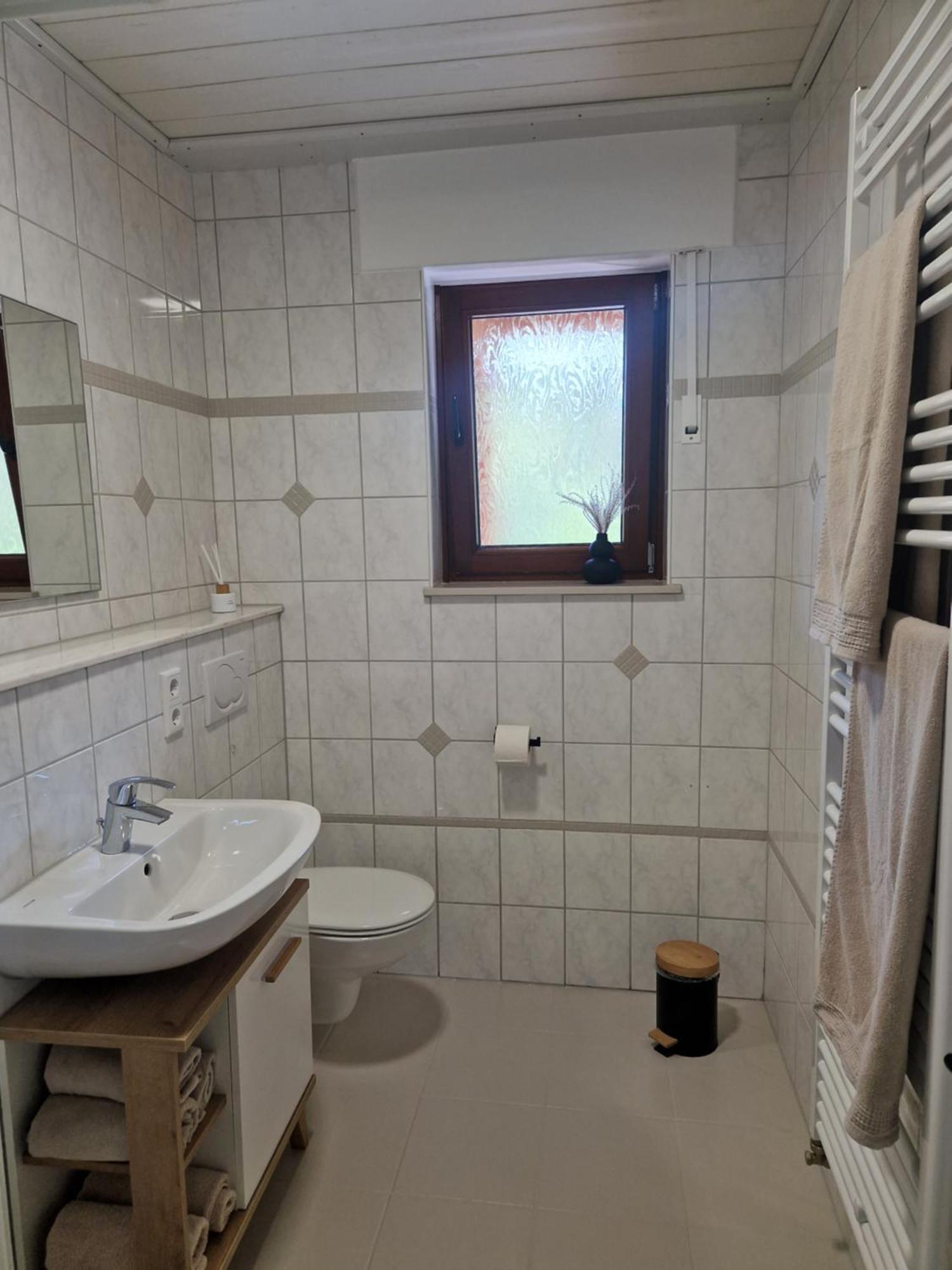 Haus Daut Fewo Mit Hallenbad Willingen  Habitación foto